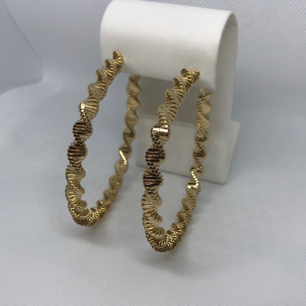 GOLD TWIST EARRINGS ✨✨✨